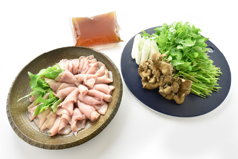 大阪の味 鶏しゃぶしゃぶ季節の野菜と、出汁のセット